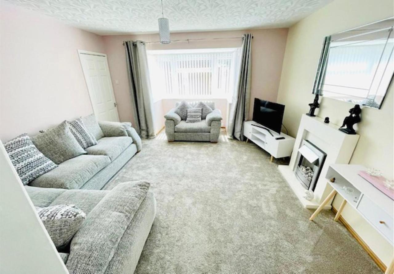 Lovely And Affordable House Closer To The Sea Hartlepool Buitenkant foto