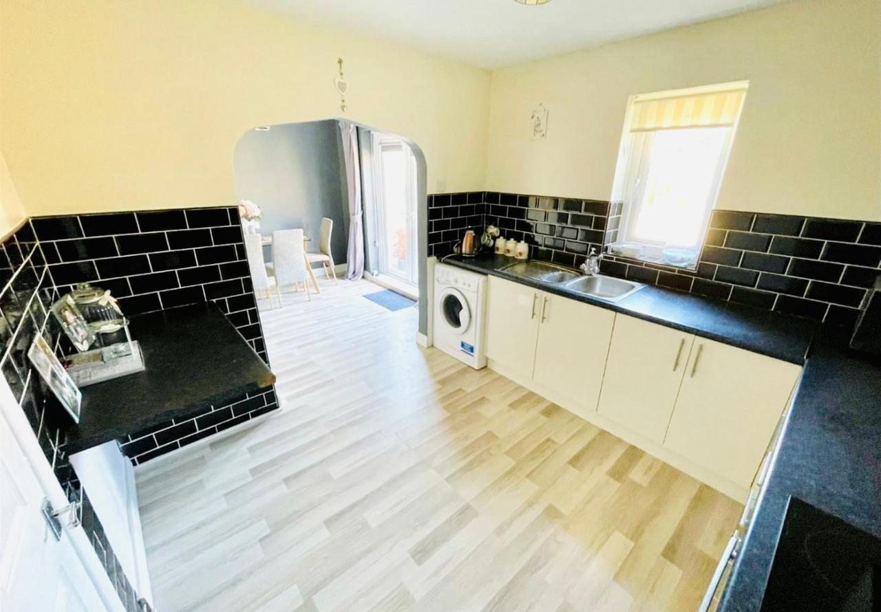 Lovely And Affordable House Closer To The Sea Hartlepool Buitenkant foto